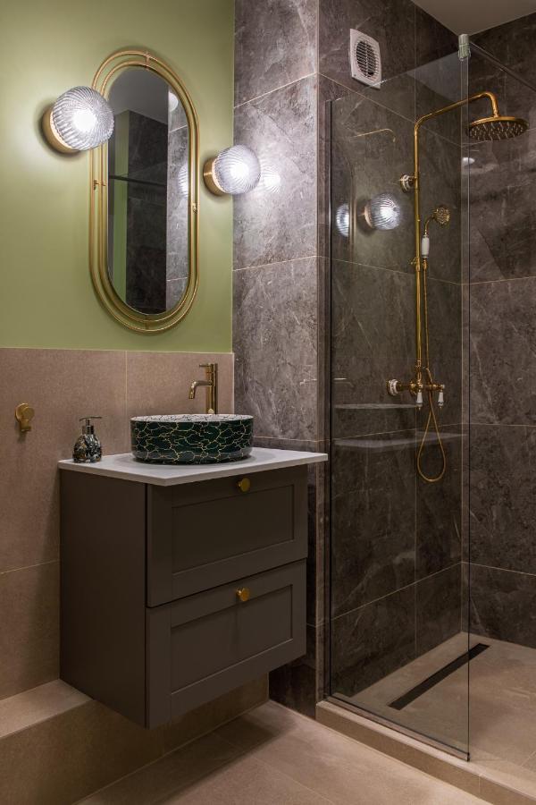 فيلا Designer Flat For 4, Heart Of Bucharest, Kitchen المظهر الخارجي الصورة
